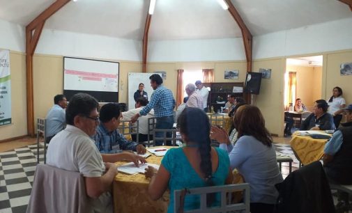 Autodema realiza taller para contribuir crecimiento de productores de Majes