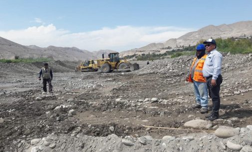 Autodema realiza trabajos de descolmatación de cauce del río Siguas