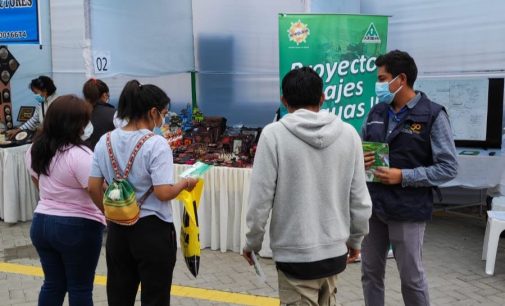 PROYECTO MAJES SIGUAS II ETAPA PARTICIPÓ EN LA FERIA DE MUJERES ARTESANAS Y EMPRENDEDORAS CONCIENTIZANDO A LA POBLACIÓN