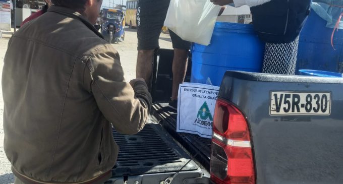 AUTODEMA CONTINUÓ ENTREGANDO LECHE FRESCA A POBLADORES DE EL PEDREGAL